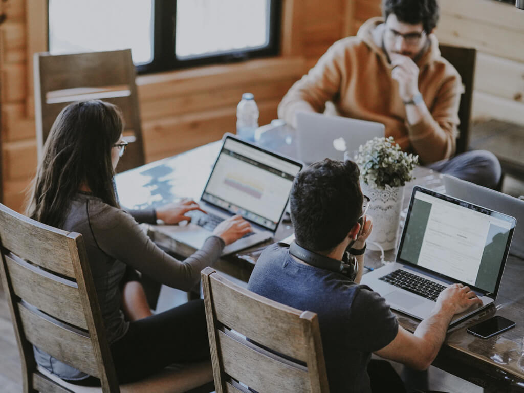 Optimización de Consultas e Índices en Bases de Datos Relacionales: De Segundos a Milisegundos